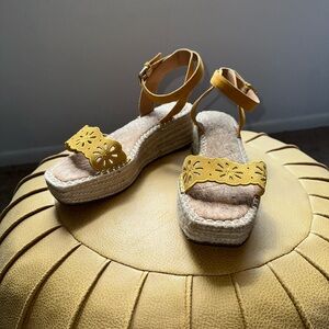 Crown Vintage Yellow Suede Fentisa Espadrille Sandals
